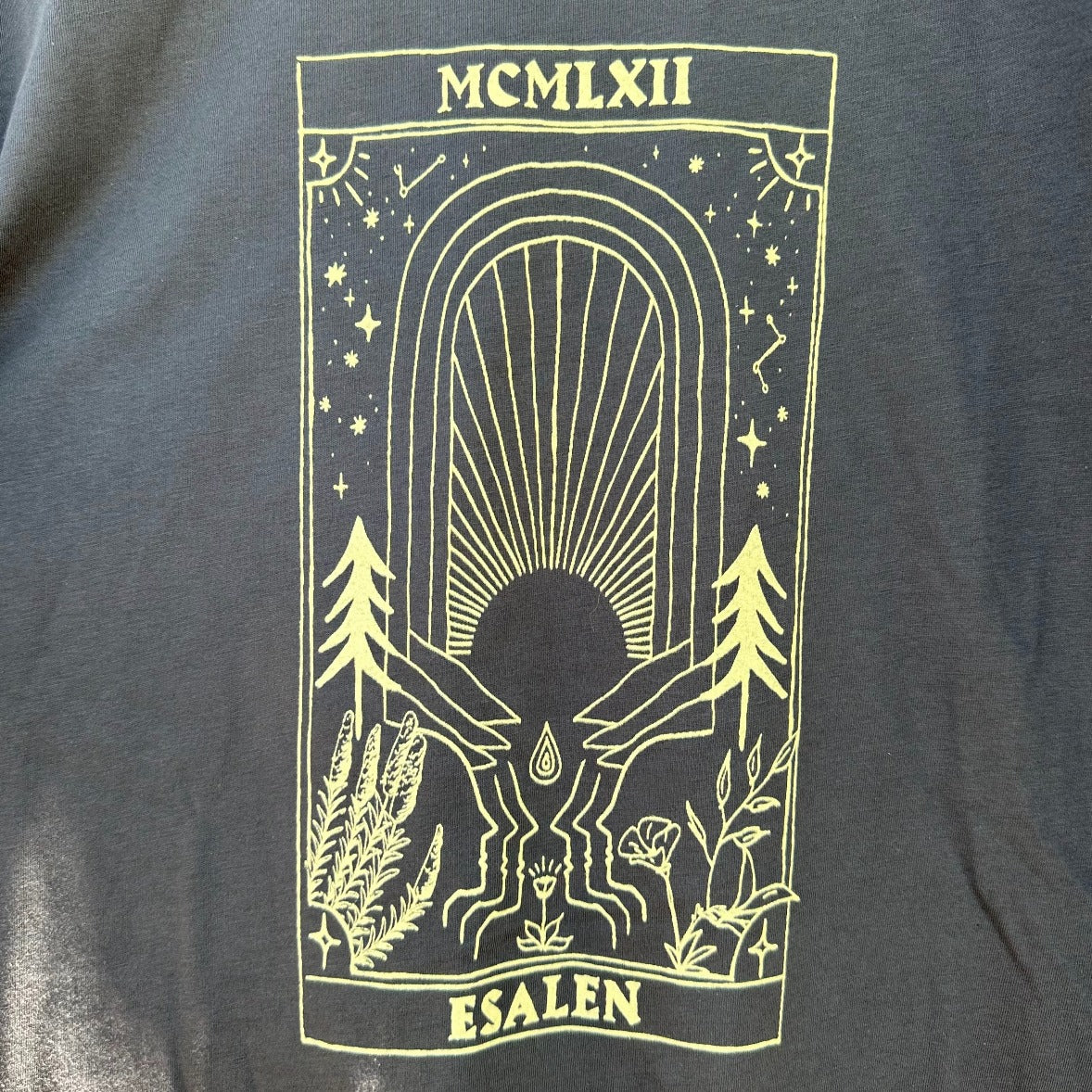 Tarot Card Organic T-Shirt in Coal