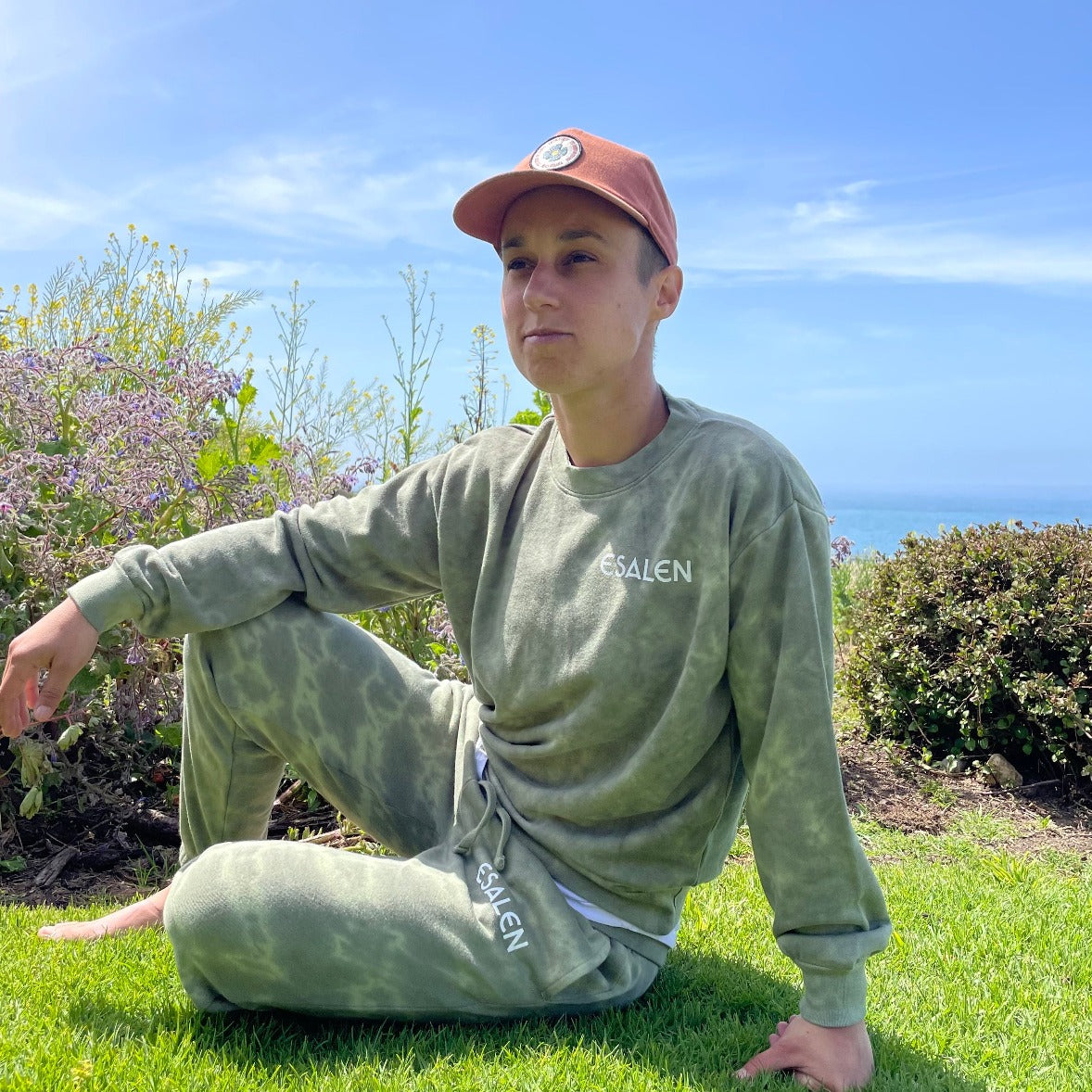 Tie Dye Esalen Logo Sweatshirt in Olive