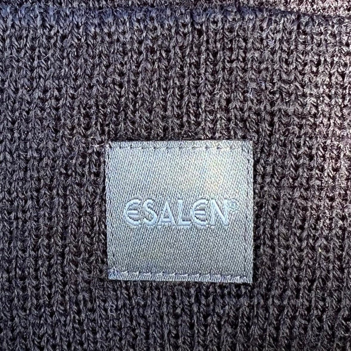 Esalen Beanie Hat in Black