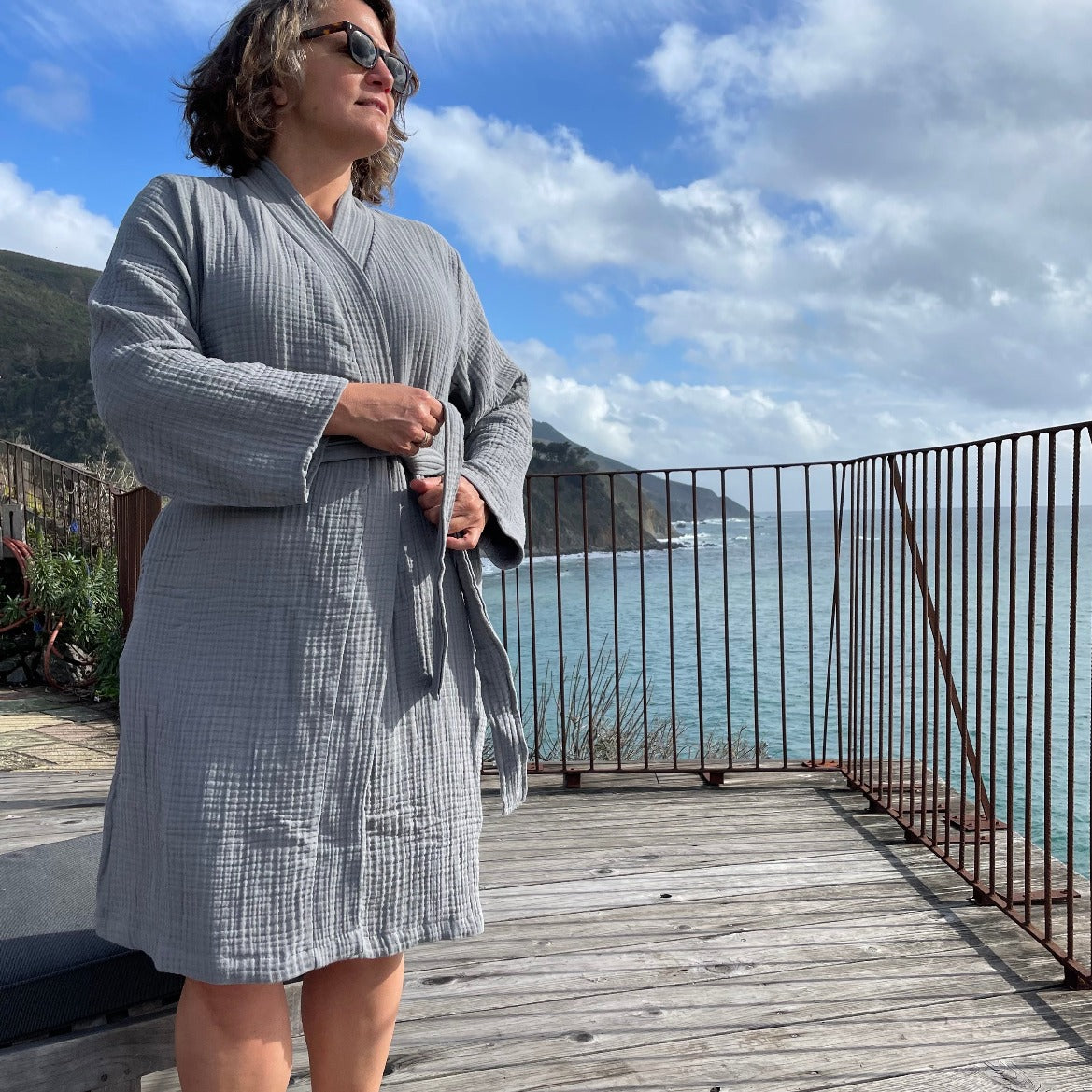 Esalen Apparel - Esalen x Parachute Waffle Robe in Grey on staff member