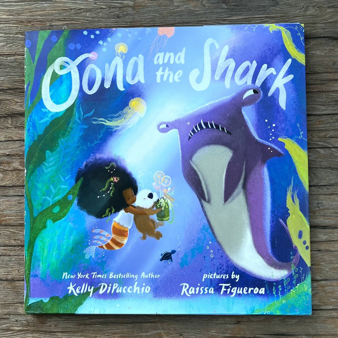 Oona and the Shark by Kelly Dipucchio